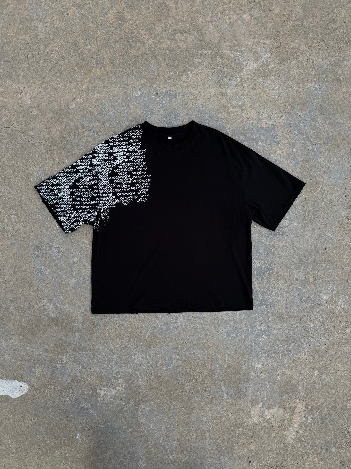 W2V tee